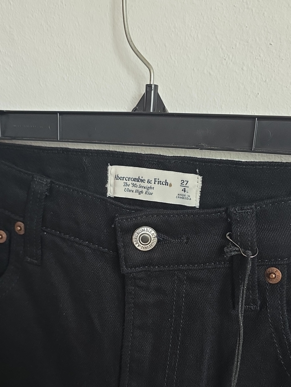 NWT Abercrombie & Fitch Ultra High Rise '90s Straight Jeans Sz 27 4L Black - Picture 12 of 14